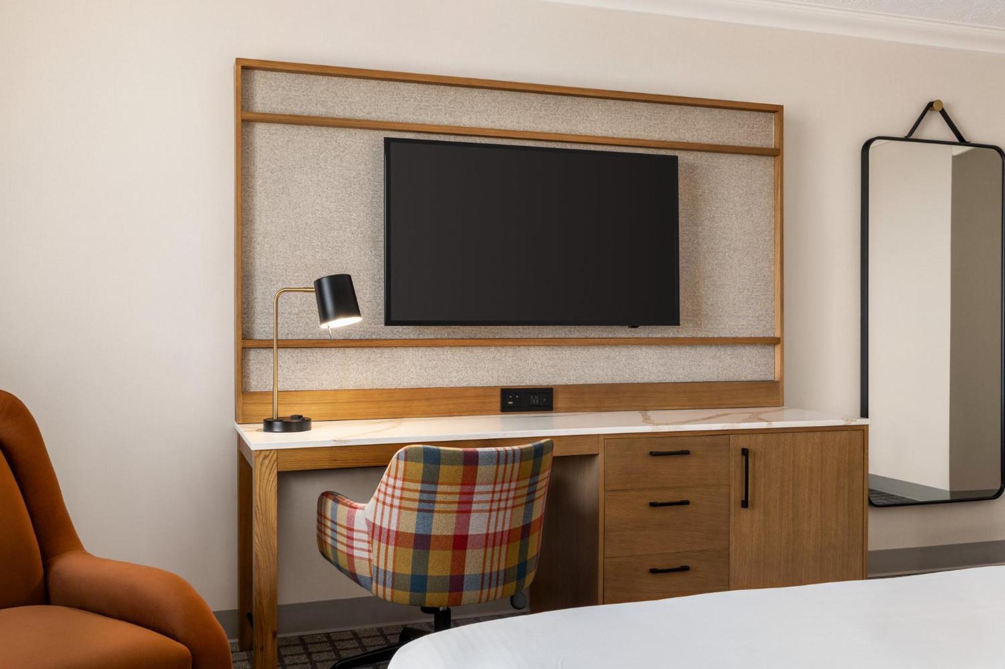 Crowne Plaza Louisville Airport Expo Ctr By Ihg Екстер'єр фото