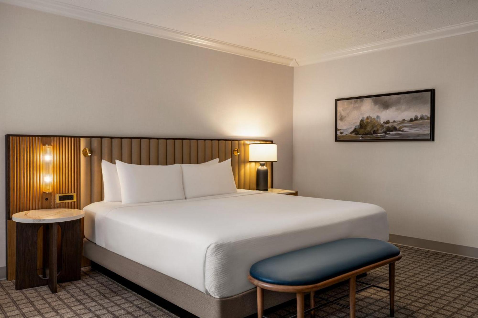 Crowne Plaza Louisville Airport Expo Ctr By Ihg Екстер'єр фото
