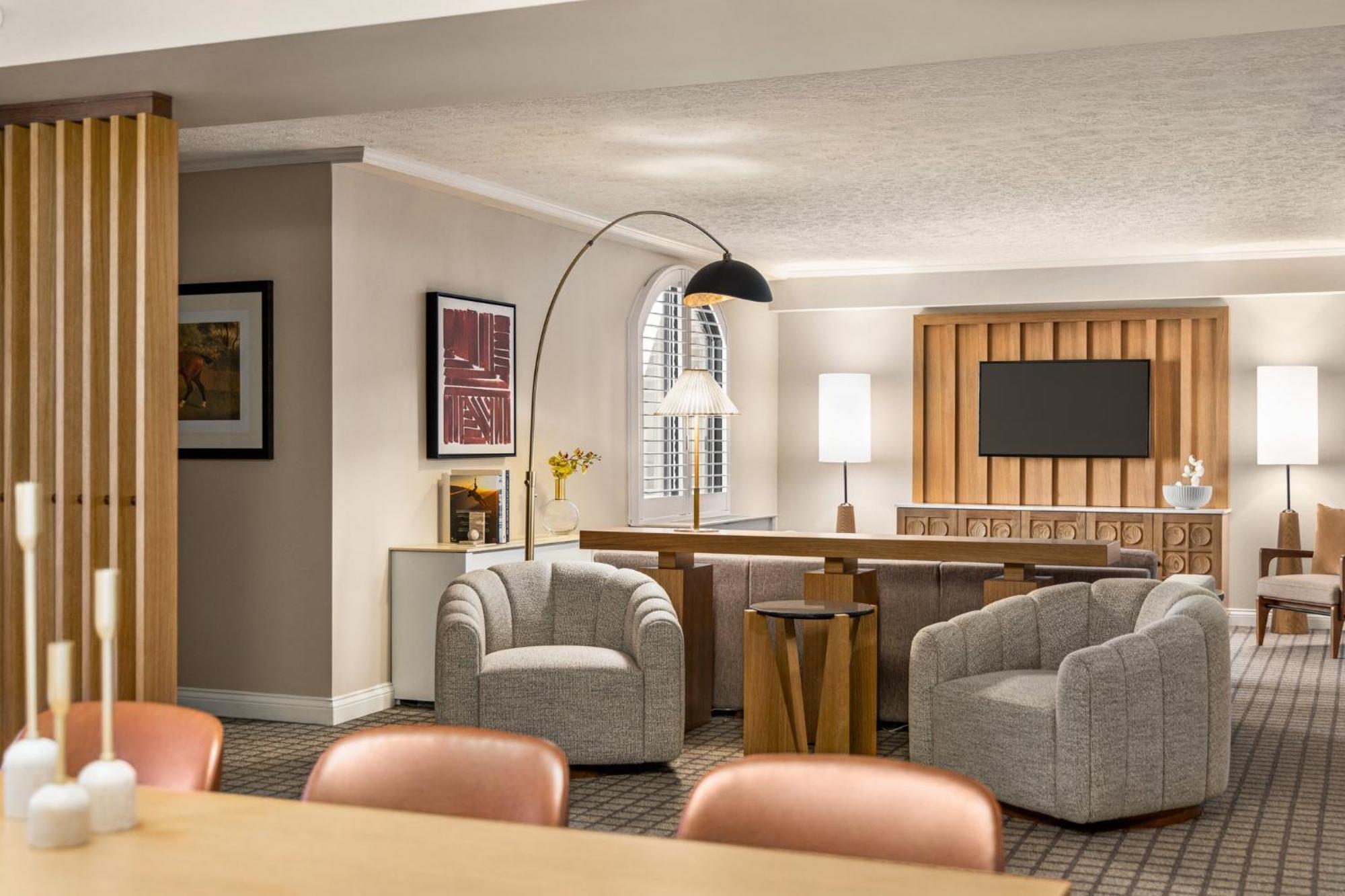Crowne Plaza Louisville Airport Expo Ctr By Ihg Екстер'єр фото