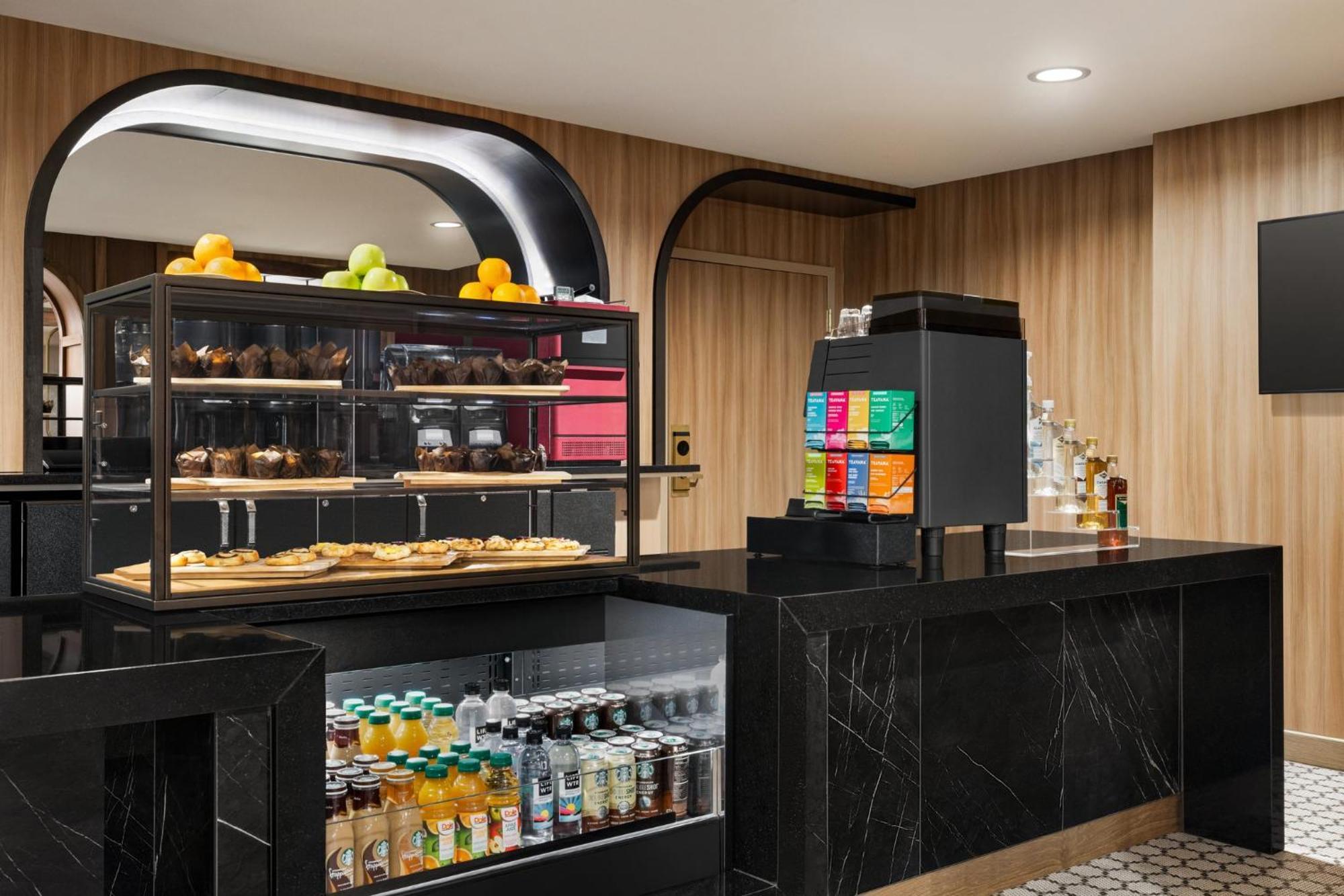 Crowne Plaza Louisville Airport Expo Ctr By Ihg Екстер'єр фото