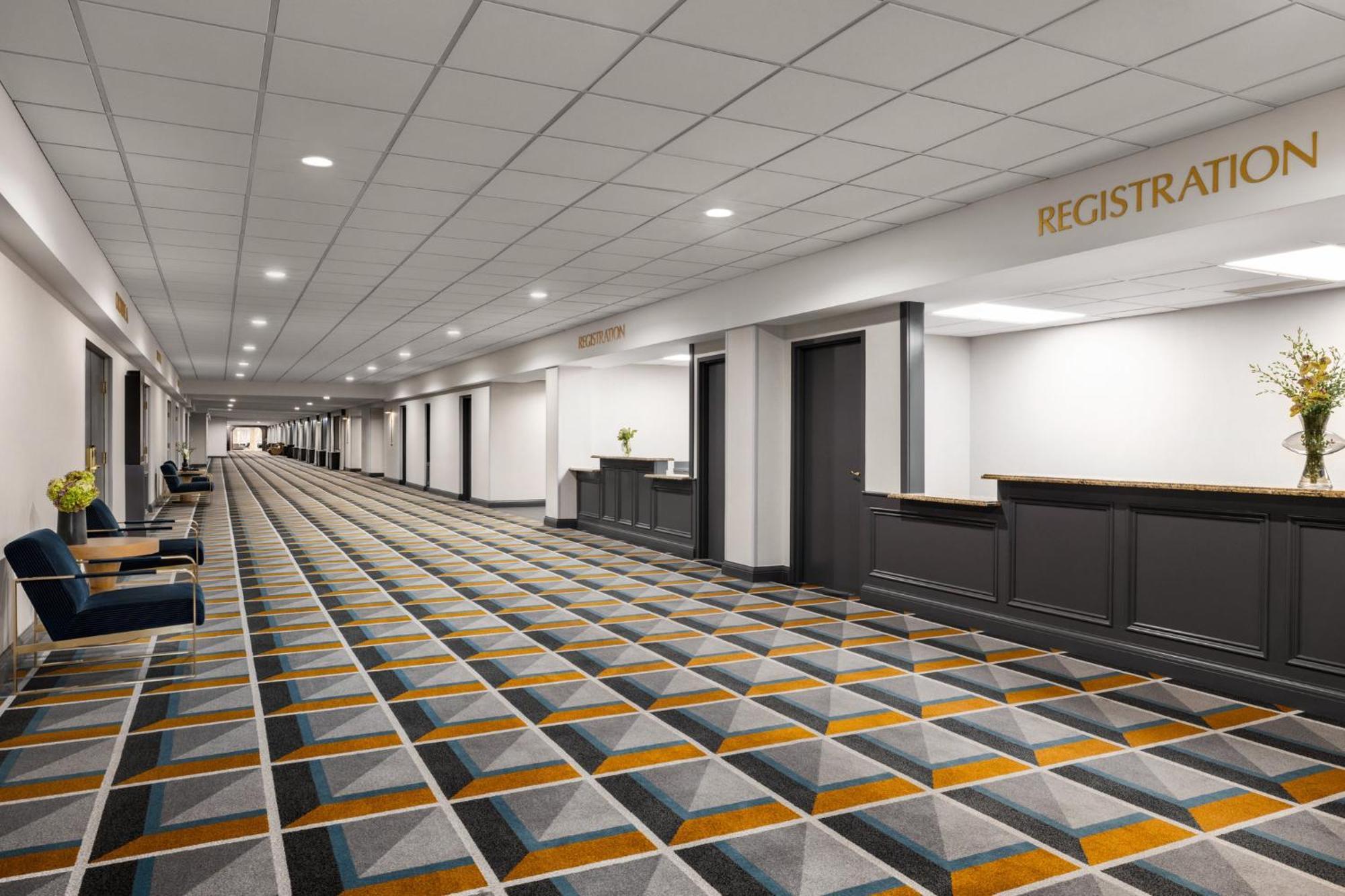 Crowne Plaza Louisville Airport Expo Ctr By Ihg Екстер'єр фото