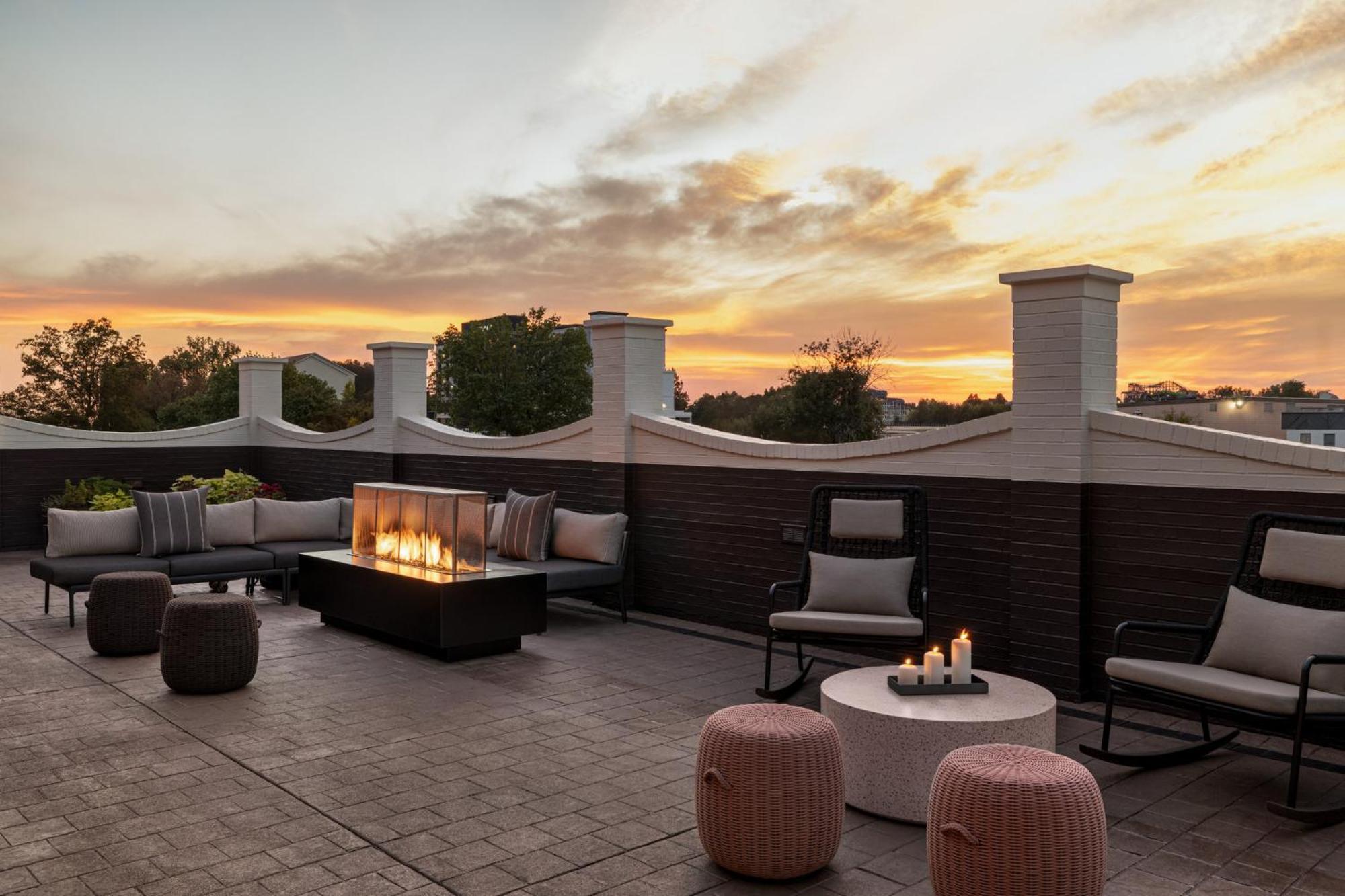 Crowne Plaza Louisville Airport Expo Ctr By Ihg Екстер'єр фото