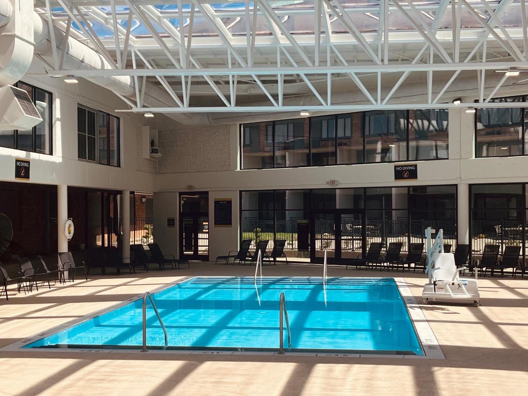 Crowne Plaza Louisville Airport Expo Ctr By Ihg Екстер'єр фото